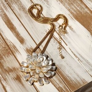 Paula Deen faux pearl Starburst flower goldtone snake necklace crystal accents